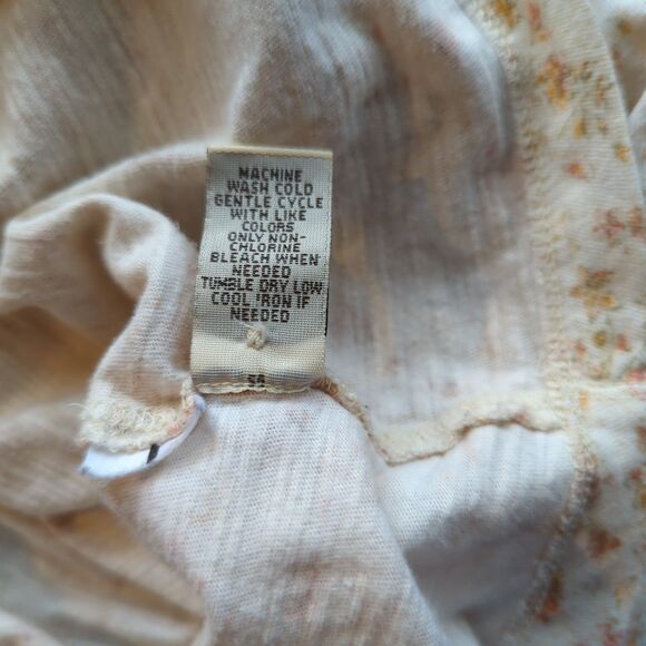 Ruff Hewn Long Sleeve V Neck Top Womens M Beige Floral Boho Cottagecore - Picture 8 of 8